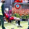 Schotse supporter verwondt eigen speler door stoel op zijn hoofd te gooien: ‘Dit is onacceptabel’