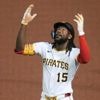 Valdez pushes personal winning streak to 5 as Astros top Pirates 8-2 after long delay