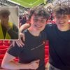 Belgische jongens verstopten zich 27 uur lang in wc om gratis CL-finale te zien: ‘Plakten snel stickers op de deur’