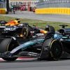 Russell weer naar de leiding, Verstappen pakt het tactisch aan met snelle tweede pitstop