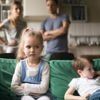‘Papa en mama maken elkaar niet meer blij’: zo vertel je de kinderen dat jullie gaan scheiden