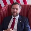 Eurozapping : les vacances de J.D. Vance au Royaume-Uni créent la polémique