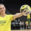 Basket. Sue Bird, ancienne légende de la WNBA, première joueuse à avoir sa statue