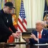 "Nicht das Ende von Doge": Trump schenkt Musk zum Abschied vergoldeten Schlüssel