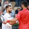 Roland-Garros. Novak Djokovic élimine le Français Corentin Moutet au 2e tour