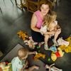 ‘De tablet mag enkel wanneer we met de auto op reis gaan’: ouders bakenen het schermgebruik van jonge kinderen af