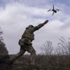 Ukraine-Invasion, Tag 1224: Ukrainischer Kommandeur entwickelt Schutzanzug gegen Drohnen