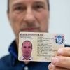 Sektenartige Gruppe verboten: Wie Peter Fitzek über das "Königreich Deutschland" herrschte