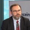 Droits de douane, dépréciation du dollar… "Donald Trump a un véritable projet de transformation de l'économie américaine", analyse un économiste