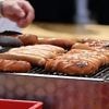 "Provokative" Anrufe: 18-Jähriger ruft wegen zu teurer Bratwurst mehrfach die Polizei