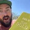 Après la Chouette d’Or, il invente son propre livre d’énigmes pour faire gagner… un lingot d’or