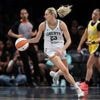 Basket. Remplaçante avec le Liberty, Marine Johannès doit « s’ajuster à son nouveau rôle »