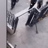 L’IGPN saisie après la diffusion d'une vidéo montrant un policier frapper un jeune homme et lui cracher dessus, en Seine-Saint-Denis