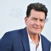 Van zijn jeugd op de filmset tot zijn scheidingen en drugsverslaving: Charlie Sheen kondigt memoires aan