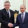 Slowaakse premier Fico enige EU-leider bij Moskouse parade – maar hij moet via flinke omweg naar Rusland