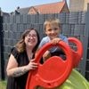 Onzekerheid knaagt bij mama Tessa (38) na telefoontje over erfelijke ziekte bij spermadonor: “Ik heb Senn (5) zelf nog niets verteld”