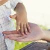 La présence d'un "responsable des enfants" désormais obligatoire sur les tournages de séries et téléfilms