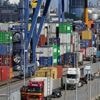 EU schort maatregelen tegen VS zes maanden op na handelsdeal met Trump