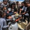 À Gaza, les opérations humanitaires sont « au bord de l’effondrement total », alerte la Croix-Rouge