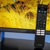 Philips The One: gezins-tv met Ambilight mist contrast