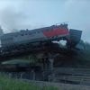 Zeven doden nadat trein ontspoort en twee spoorbruggen instorten: Rusland spreekt van “illegale sabotage”