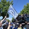 DFB-Pokalfinale: Jubel trotz Niederlage: Fans bereiten Arminia großen Empfang