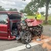 Pas na 45 minuten bevrijd: echtpaar zwaargewond bij ongeval op N60 in Kruisem