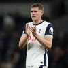 Live Europa League-finale | Van de Ven heeft basisplaats bij United-Tottenham