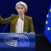 Gipfel mit Autokonzernen: Von der Leyen will laut Strategiepapier am Verbrenner-Aus festhalten
