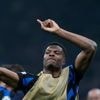 Dumfries wéér goud waard voor Inter: 'Buitengewone wedstrijd, ik ben heel trots'