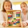 Die Kinder „richtig“ loben: Eltern können Mädchen Mut für Mathe machen