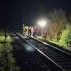 Rotes Warnsignal ignoriert: Zug kracht in Auto - 23-Jährige sterben