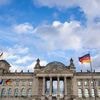 "Schäbig" oder fair?: Bundestag beschließt automatische Diäten-Anpassung
