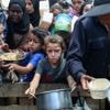 Live - Gebrek aan voedsel leidt tot gewelddadige overvallen op hulptransporten in Gaza, zegt WFP