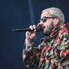 Zwangere Guy krijgt wei van Pukkelpop muisstil met eerbetoon aan vader: “Hij heeft hersenkanker. Mijn wereld staat stil”