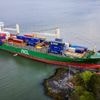 Johan weet niet wat hij meemaakt: enorm vrachtschip ramt Noorse kust en mist zijn huis maar net