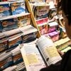 Sherlock Homes, le Tour de France, les voyages... La diversité des cahiers de vacances pour adultes fait leur succès
