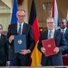 Visa, Direktzüge, Migration: Merz und Starmer unterzeichnen deutsch-britischen Freundschaftsvertrag