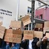 Accusations de violences dans un lycée catholique à Saint-Nazaire : une dizaine d'élèves ont fait leur déposition au commissariat, le directeur dénonce des "allégations mensongères"