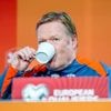 Live Oranje | Koeman spreekt zich uit over kabinetsval: 'Land heeft sturing nodig'