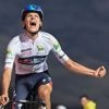Vuelta : le maillot blanc Giulio Pellizzari profite du marquage des leaders pour remporter la 17e étape
