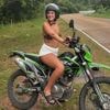 Verdwijning van Brits meisje (18) in Thailand krijgt verrassende wending: Bella zit 6.500 km verder in de cel