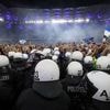 Bei Stadionbesuchen: Fanhilfen beklagen harte Polizeieinsätze - GdP widerspricht