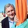 L'écrivain américain et pionnier de la littérature LGBT+ Edmund White est mort à l'âge de 85 ans
