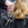 Merkwürdige Taktik beim Friseur: Die Chefin lässt die Kunden unnötig lange warten
