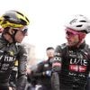 Adam Yates ziet kopman roze verliezen, maar juicht ook een beetje voor zijn broer