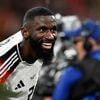 Hallenfußball: Antonio Rüdigers Team gewinnt Icon League vor 10.000 Fans