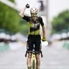 Tour de France 2025 : le résumé du bouquet final de cette édition avec la victoire de Wout van Aert, plus fort que Tadej Pogacar à Montmartre sur la 21e étape