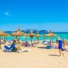 Mallorca baalt van ‘dieseltoeristen’: wel naar het strand, maar geen geld uitgeven