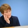 Würde viele in Armut stürzen: SPD und Grüne attackieren Grimm für Kürzungsplan